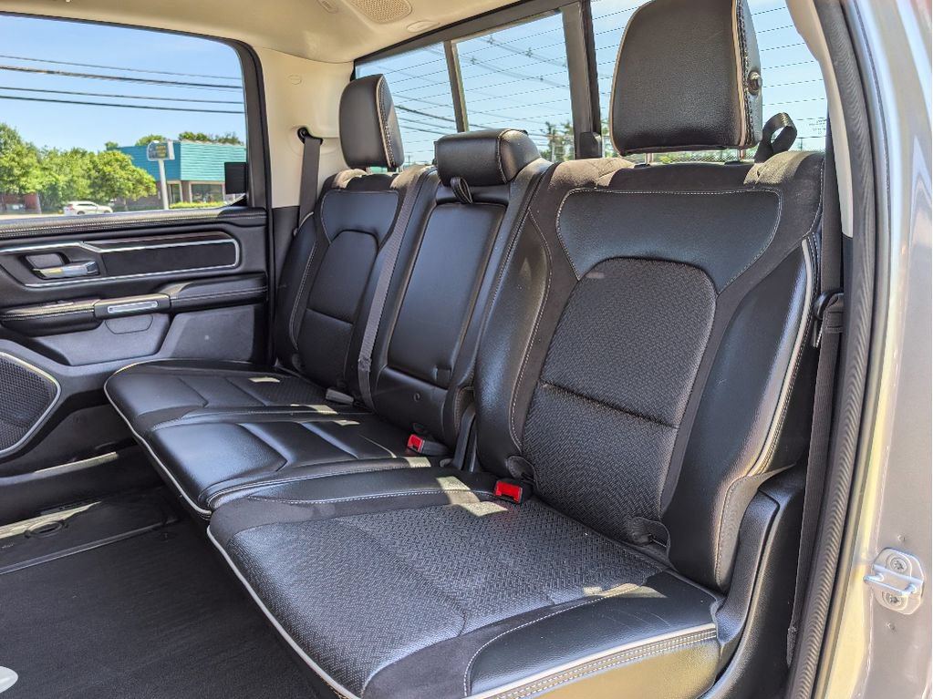 Used 2022 RAM 1500 Laramie AWD/4WD image 18