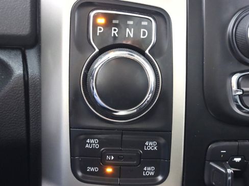 Used 2018 RAM 1500 Big Horn AWD/4WD image 24