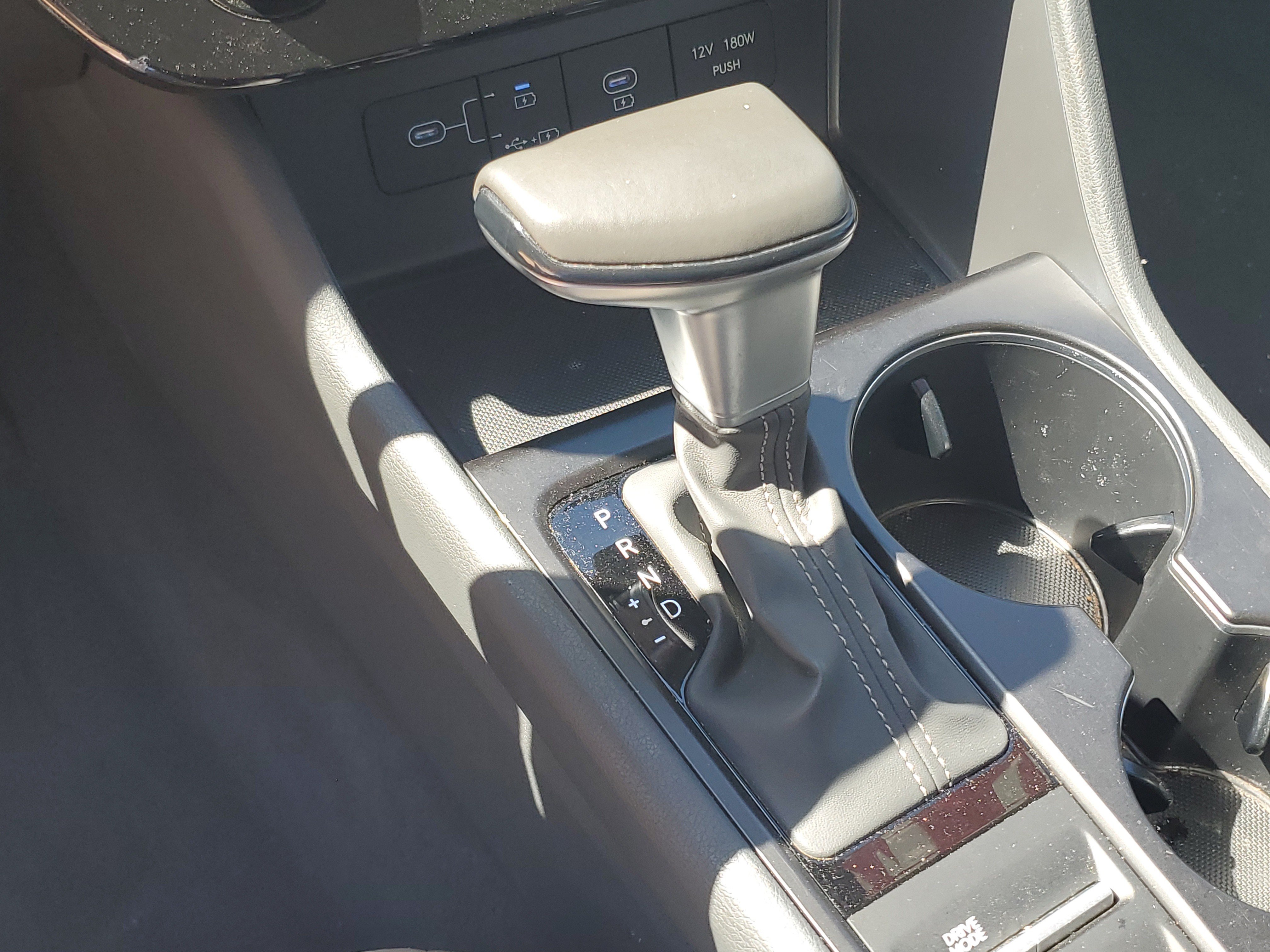 Used 2025 Hyundai Sonata SE FWD image 24