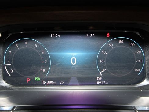 Used 2025 Volkswagen Atlas SE image 10