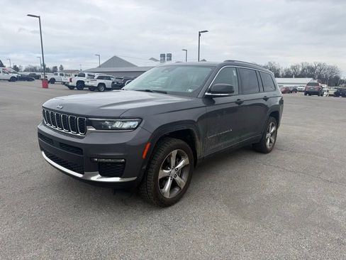 Used 2021 Jeep Grand Cherokee L Limited image 3