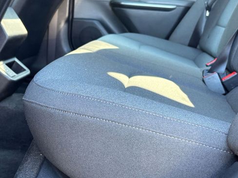 Used 2025 Kia K4 LXS image 27