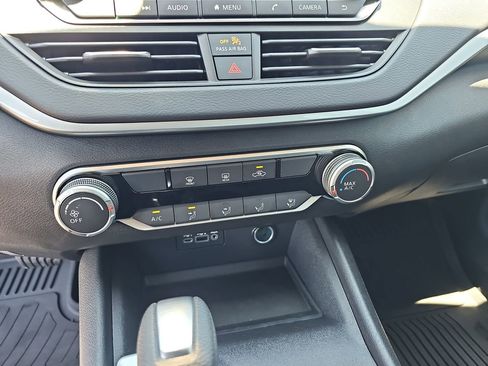 Certified 2025 Nissan Altima 2.5 S FWD image 20