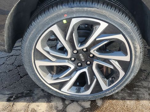 New 2026 Lincoln Navigator Reserve image 5