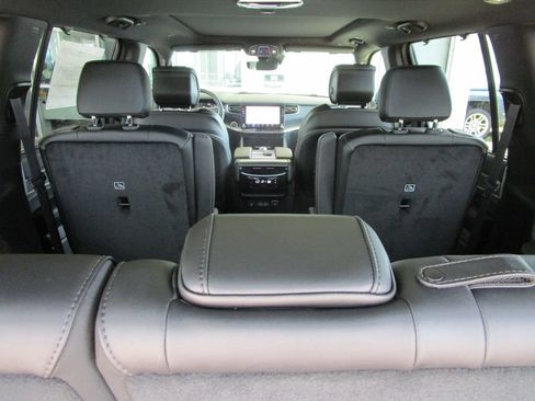 New 2026 Jeep Grand Wagoneer Limited AWD/4WD image 17