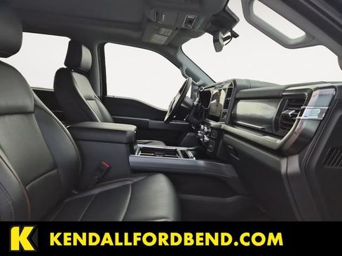 Certified 2025 Ford F350 Lariat w/ Black Appearance Package AWD/4WD image 15