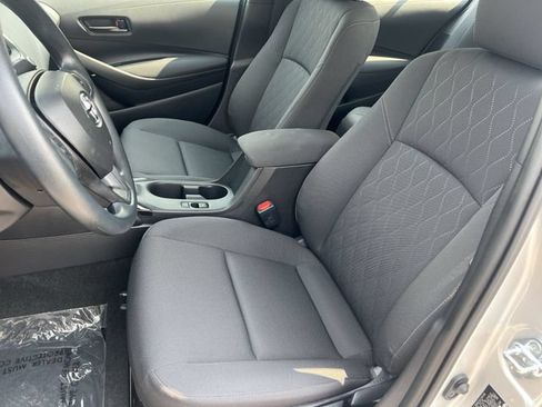 Used 2026 Toyota Corolla LE FWD image 33