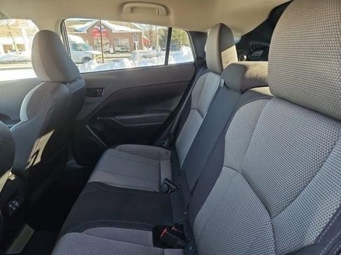 Used 2024 Subaru Crosstrek 2.0i Premium image 50