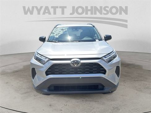 Used 2025 Toyota RAV4 LE image 8