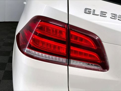 Used 2017 Mercedes-Benz GLE 350 4MATIC image 27