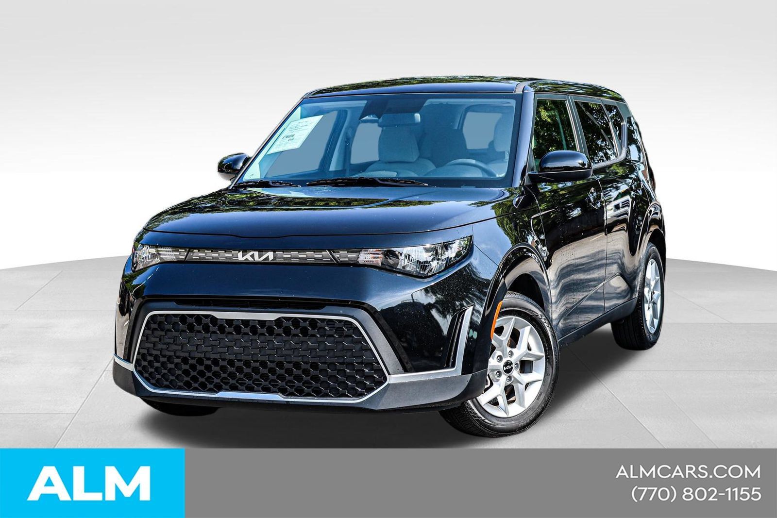 Used 2025 Kia Soul LX w/ LX Technology Package FWD image 1