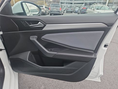 New 2026 Volkswagen Jetta SE image 26