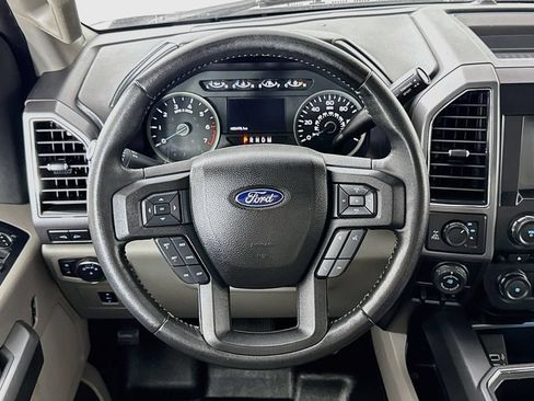 Used 2017 Ford F150 XLT w/ Equipment Group 302A Luxury AWD/4WD image 4