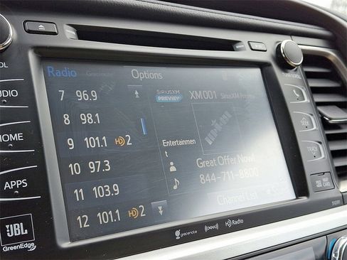 Used 2019 Toyota Highlander Limited image 19