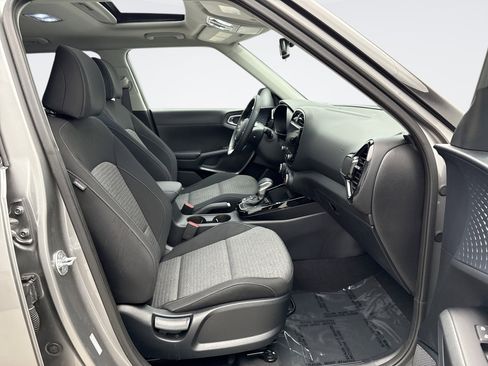 Used 2025 Kia Soul EX FWD image 19