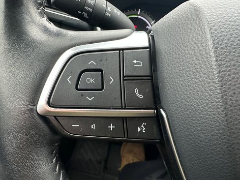 Used 2020 Toyota Highlander Limited image 21