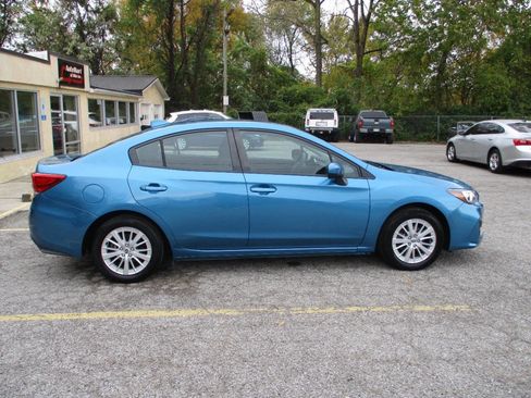 Used 2018 Subaru Impreza 2.0i Premium image 10
