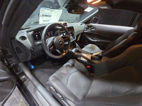 New 2025 Nissan Z Performance w/ Floor Mat Package image 33