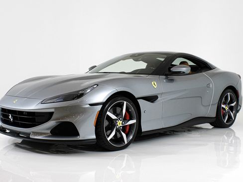 Certified 2023 Ferrari Portofino M RWD image 3