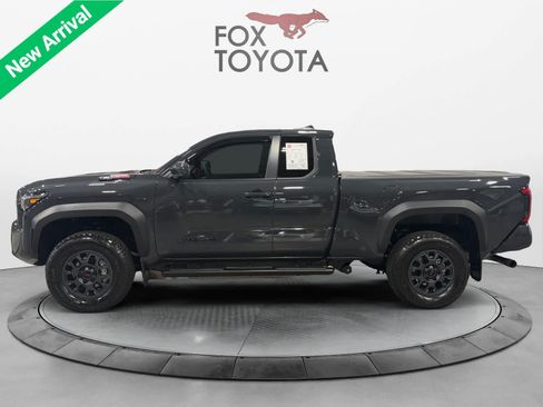 Used 2026 Toyota Tacoma SR5 RWD image 3