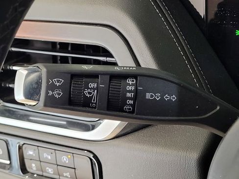 Used 2025 GMC Yukon XL Denali image 14