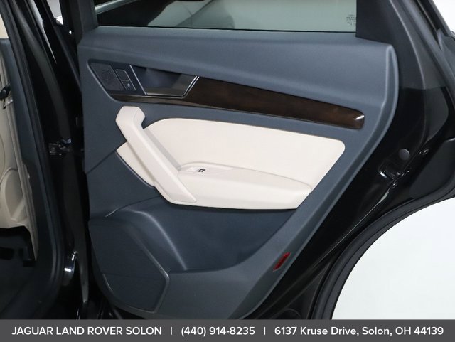 Used 2019 Audi Q5 2.0T Premium w/ Convenience Package AWD/4WD image 35