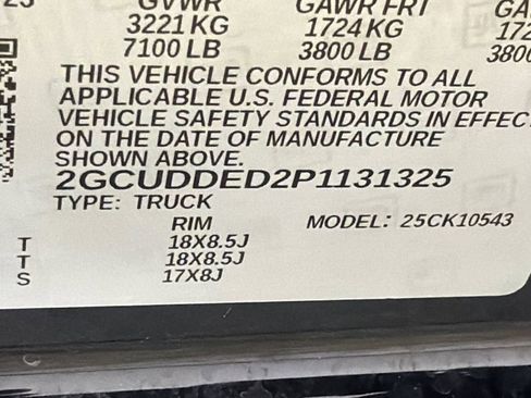 Used 2023 Chevrolet Silverado 1500 LT w/ Z71 Off-Road Package AWD/4WD image 32