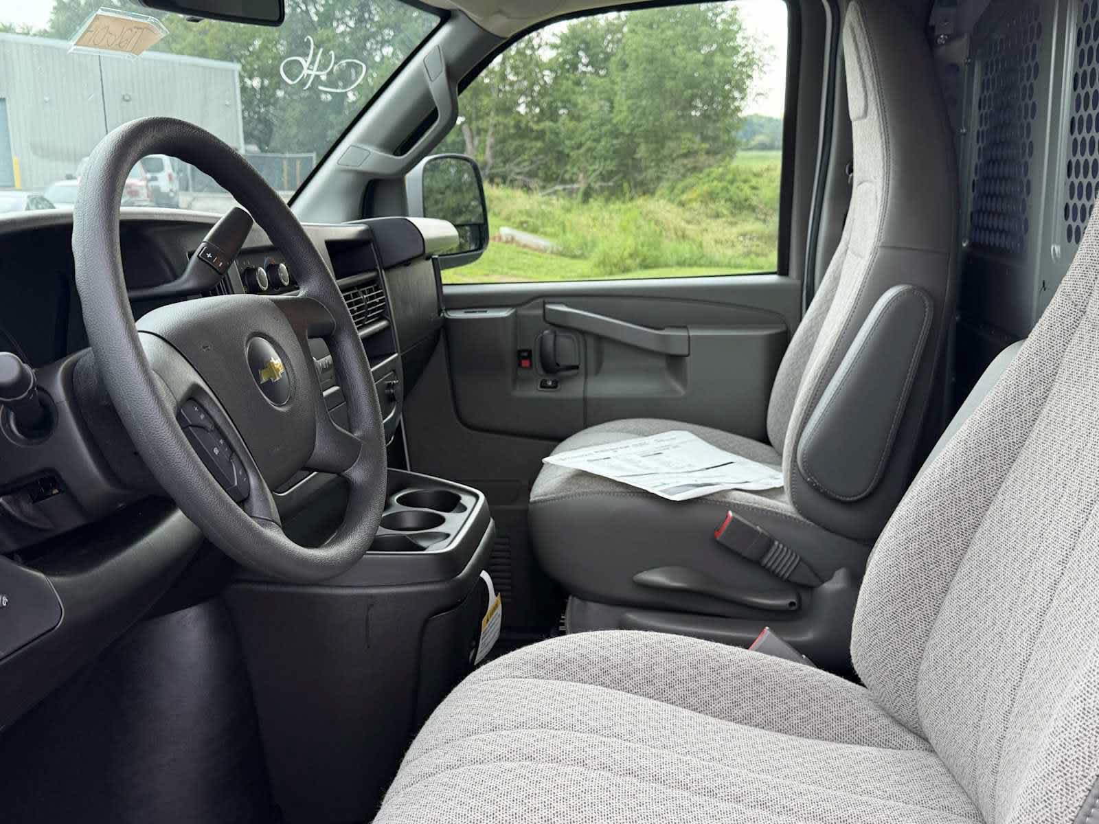 New 2026 Chevrolet Express 2500 Extended w/ Driver Convenience Package RWD image 7
