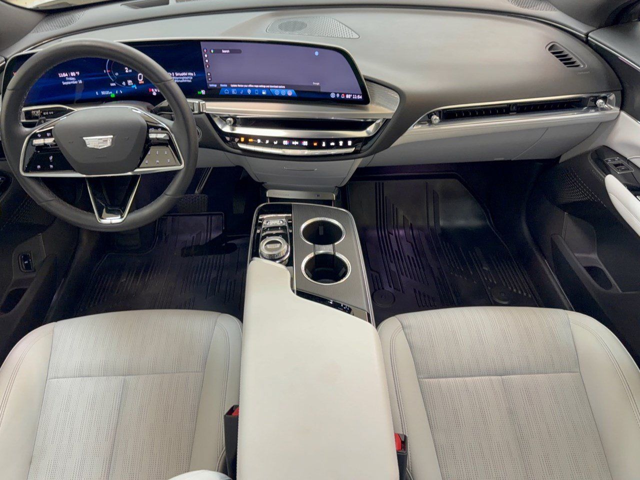 Used 2024 Cadillac Lyriq Sport RWD image 17