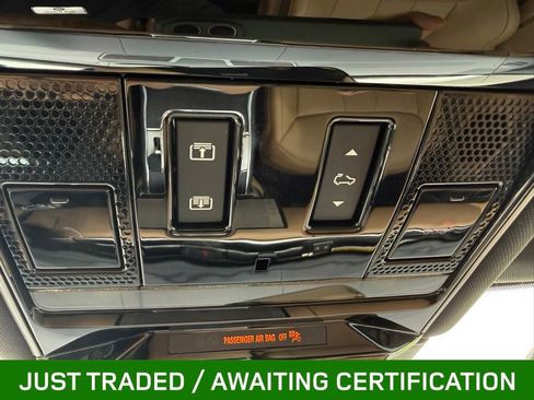 Used 2025 Land Rover Range Rover SE AWD/4WD image 35