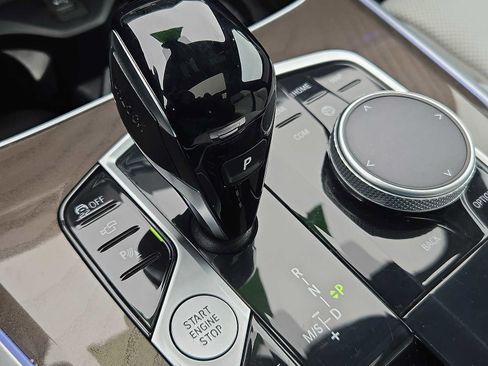 Used 2023 BMW X5 xDrive40i w/ Premium Package image 15