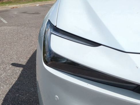 Used 2026 Toyota Prius Plug-In Hybrid FWD image 10