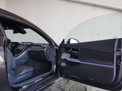 Used 2024 Mercedes-Benz CLE 450 4MATIC Coupe image 9