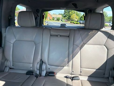 Used 2013 Honda Pilot Touring image 16