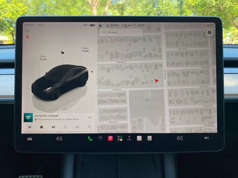 Used 2022 Tesla Model Y Performance AWD/4WD image 31