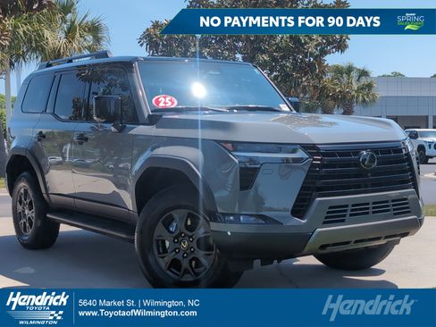 Used 2025 Lexus GX 550 image 1