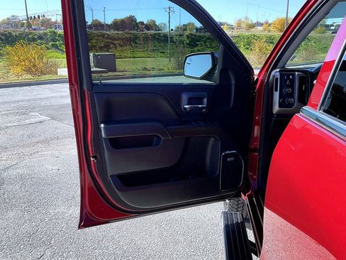 Used 2018 GMC Sierra 1500 Denali w/ Denali Ultimate Package image 9