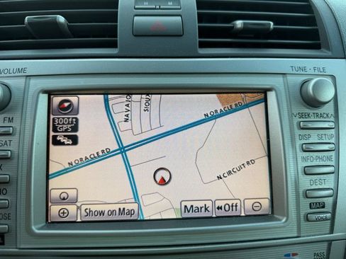 Used 2011 Toyota Camry XLE w/ SE/XLE Extra-Value Pkg FWD image 10