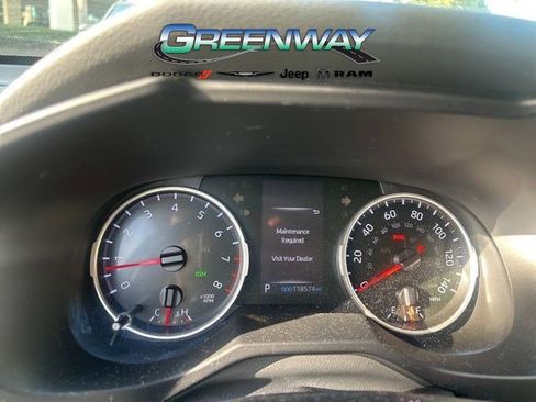Used 2021 Toyota RAV4 XLE FWD image 16