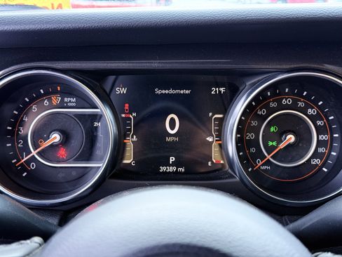 Used 2022 Jeep Gladiator Sport image 19