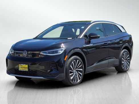 Certified 2023 Volkswagen ID.4 Pro S Plus AWD/4WD image 8