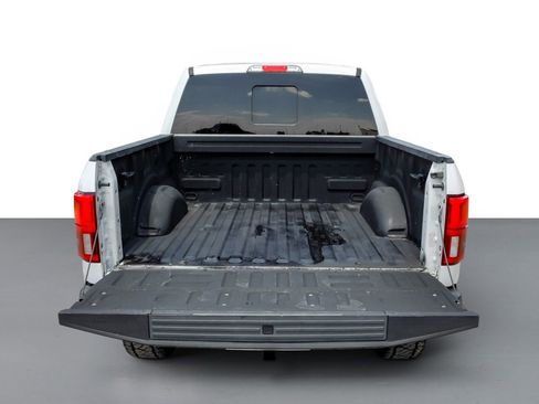 Used 2018 Ford F150 King Ranch w/ Equipment Group 601A Luxury AWD/4WD image 59