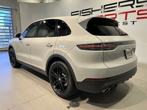 Used 2021 Porsche Cayenne S AWD/4WD image 5