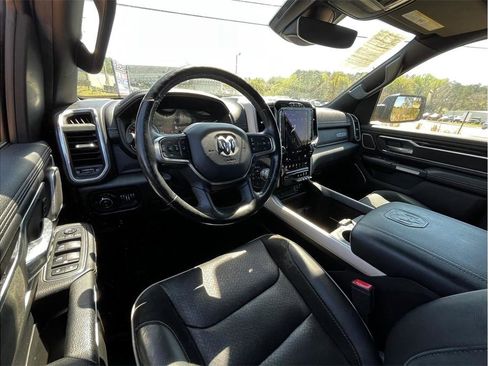 Used 2019 RAM 1500 Laramie AWD/4WD image 21