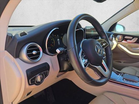 Used 2021 Mercedes-Benz GLC 300 GLC 300 image 10