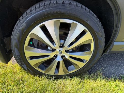 Used 2021 Subaru Ascent Limited AWD/4WD image 30