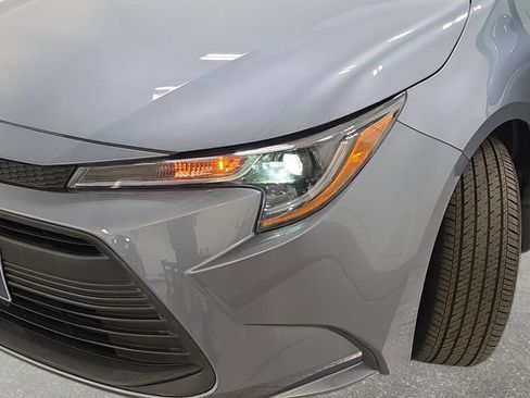 Certified 2025 Toyota Corolla LE FWD image 27