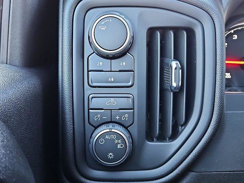 New 2026 Chevrolet Silverado 2500 Custom image 19