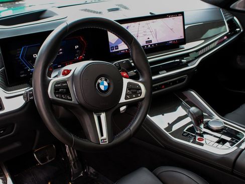 Used 2025 BMW X6 M Competition w/ Executive Package image 16