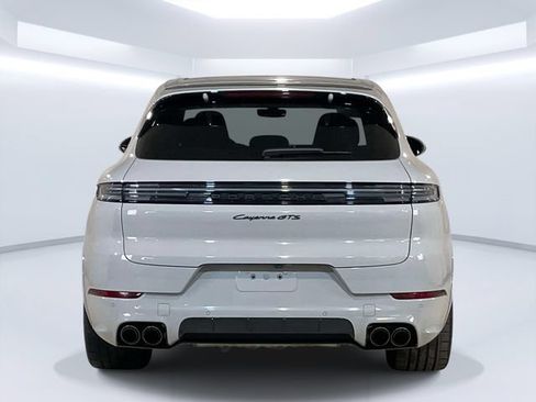 Certified 2025 Porsche Cayenne GTS AWD/4WD image 8